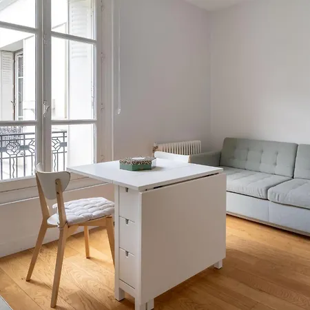 Airy And Stylish 1bd Flat Ile Saint-louis Apartman *