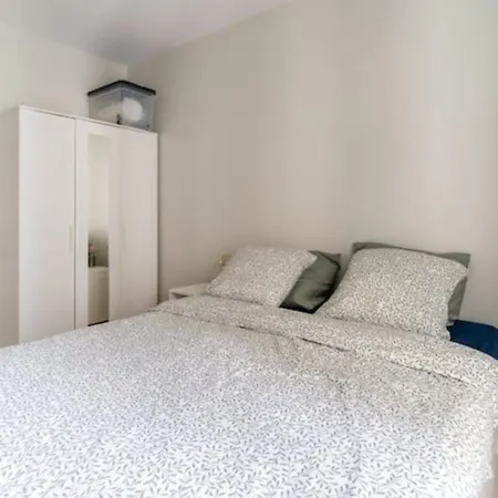 Airy And Stylish 1bd Flat Ile Saint-louis Apartament *